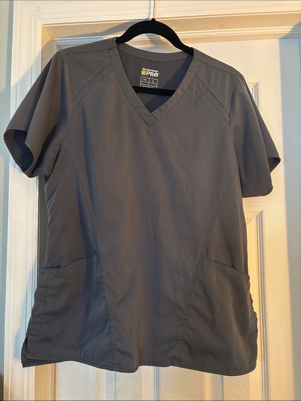 WonderWink Pro V-Neck Short Sleeve Scrub Top in Gray